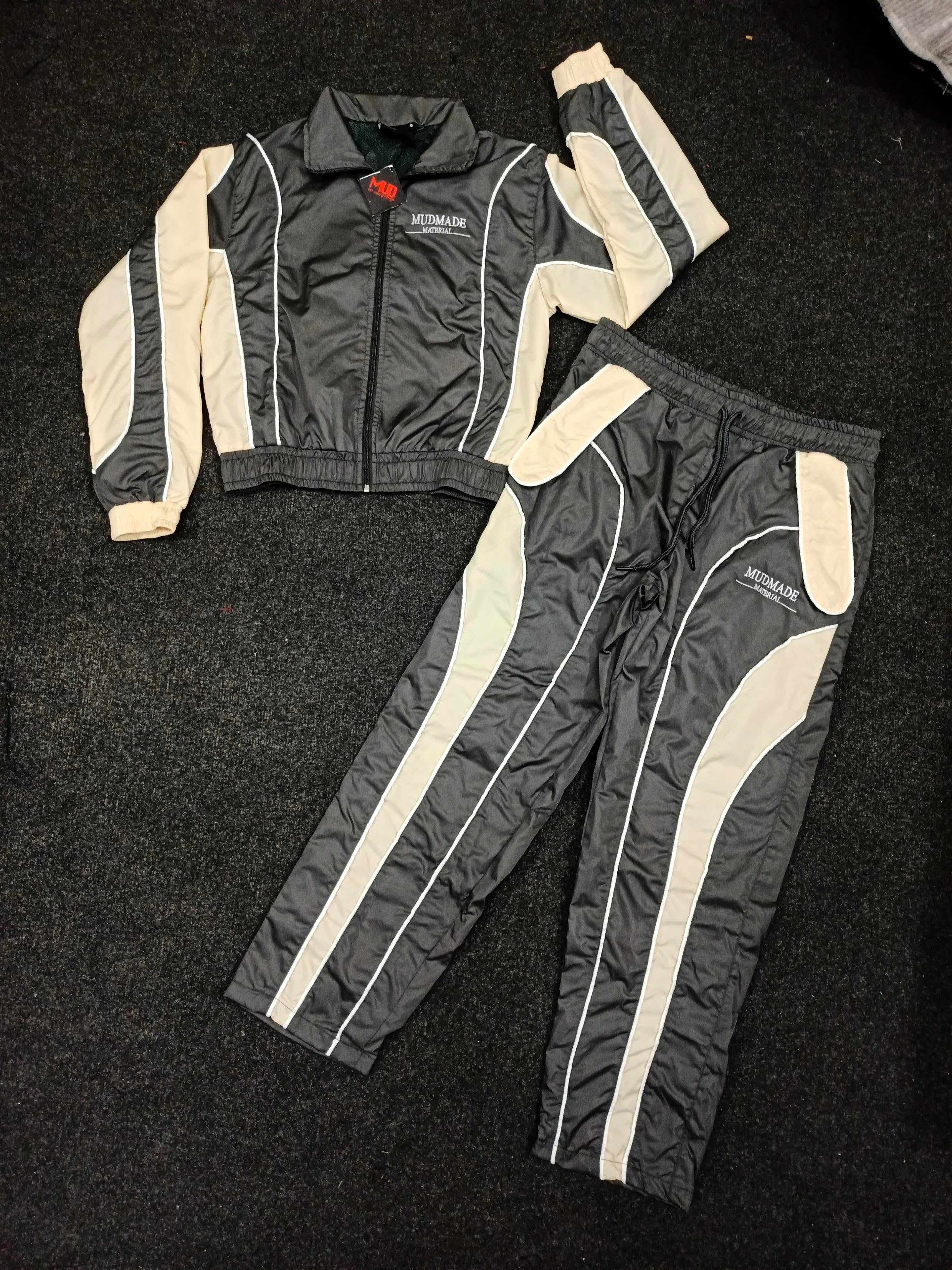 Women’s gray zip up windbreaker set